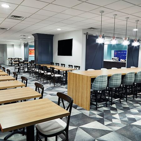Holiday Inn Express Nashville-Downtown - Broadway By Ihg Extérieur photo