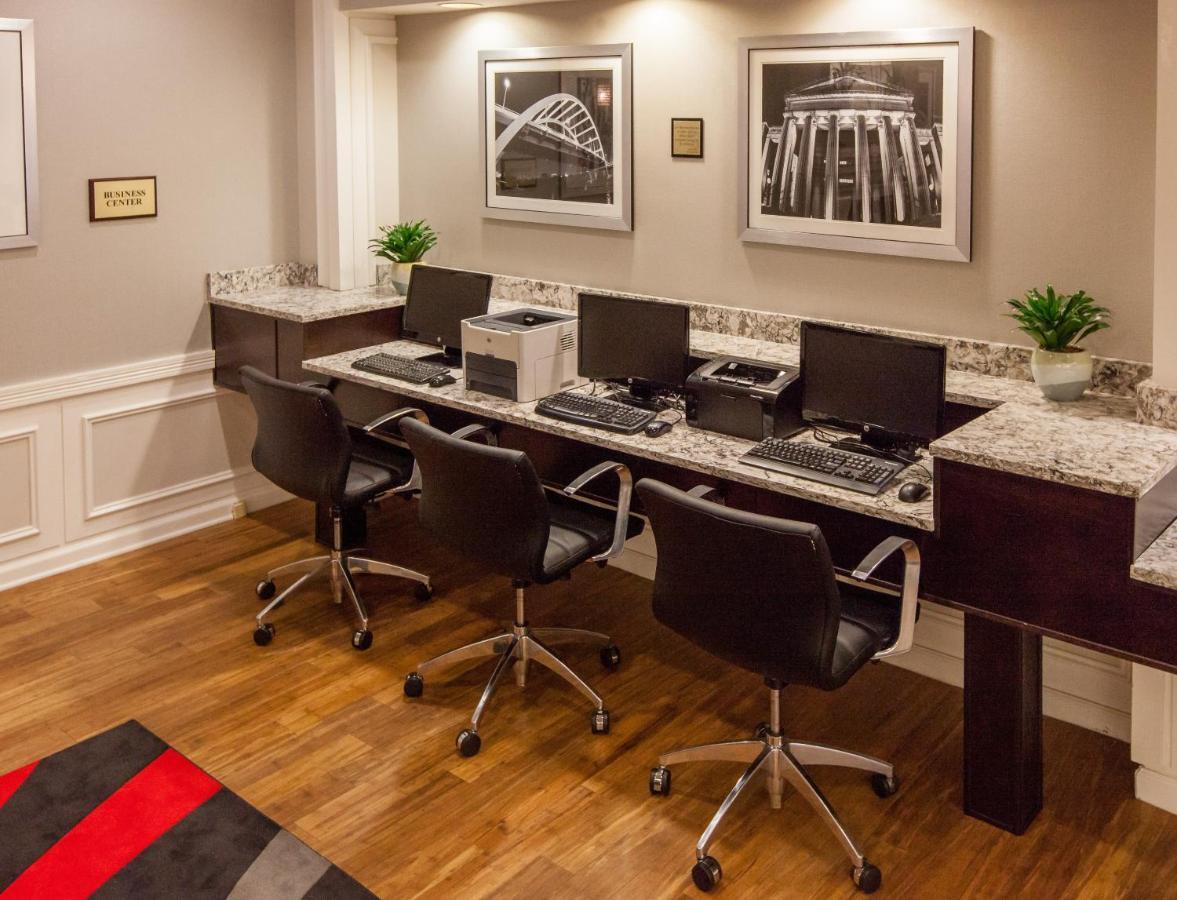 Holiday Inn Express Nashville-Downtown - Broadway By Ihg Extérieur photo