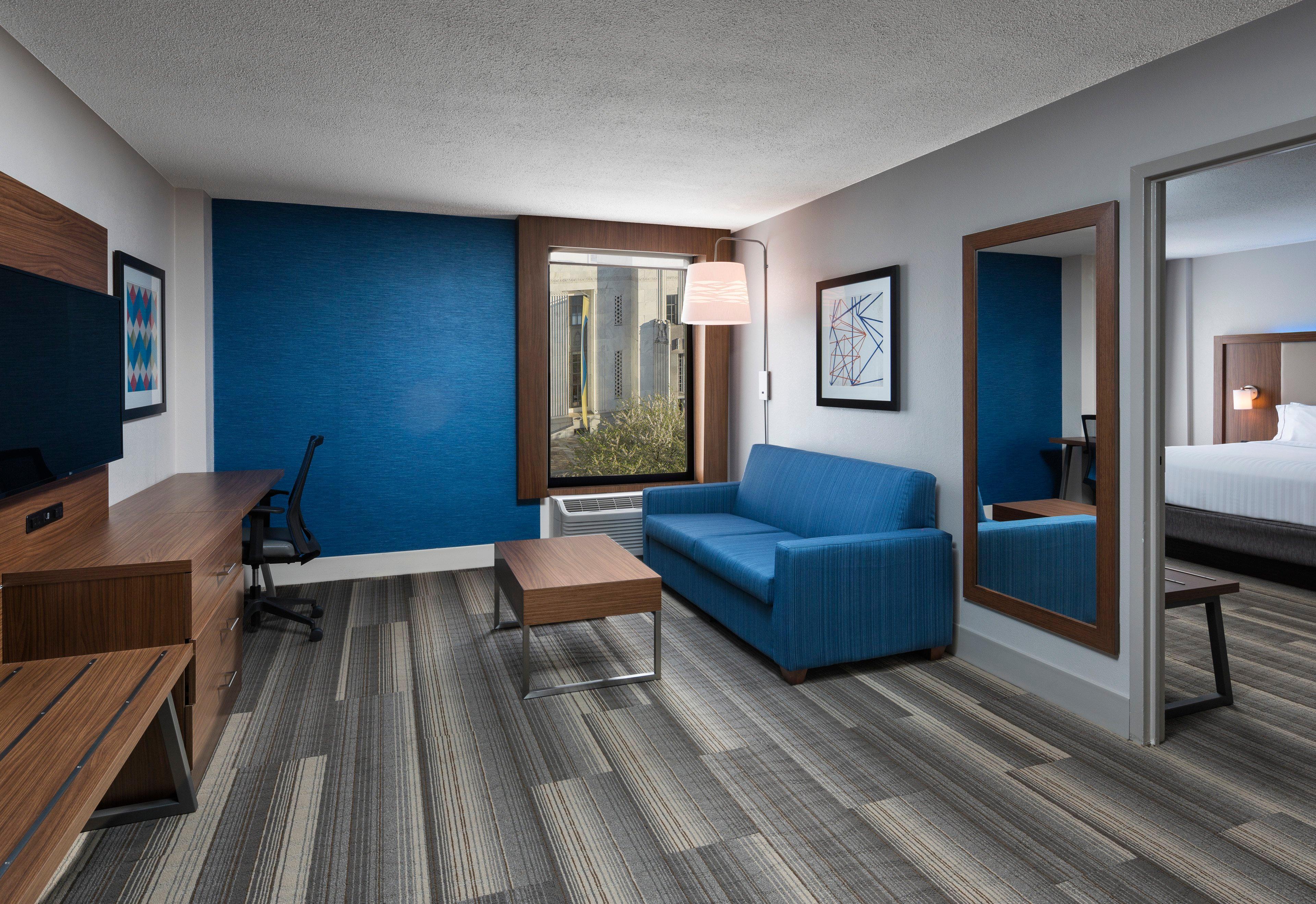 Holiday Inn Express Nashville-Downtown - Broadway, An Ihg Hotel Extérieur photo