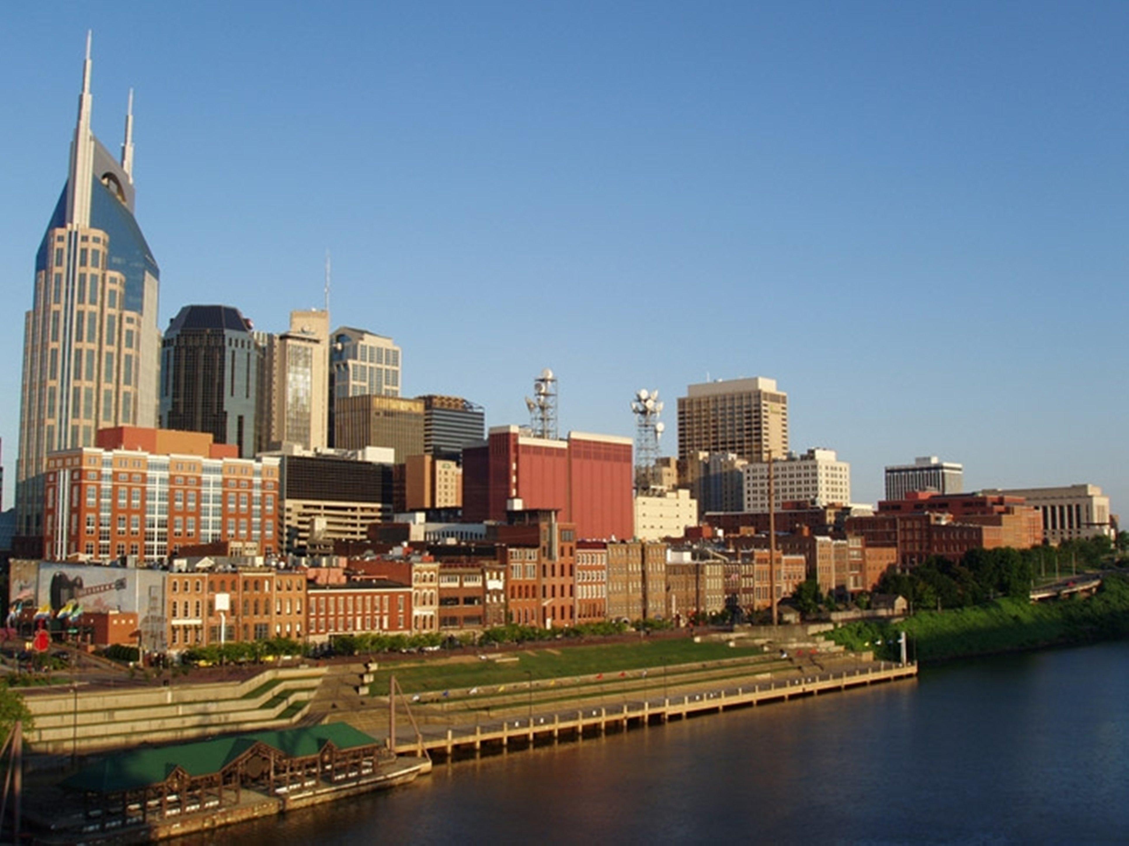 Holiday Inn Express Nashville-Downtown - Broadway, An Ihg Hotel Extérieur photo