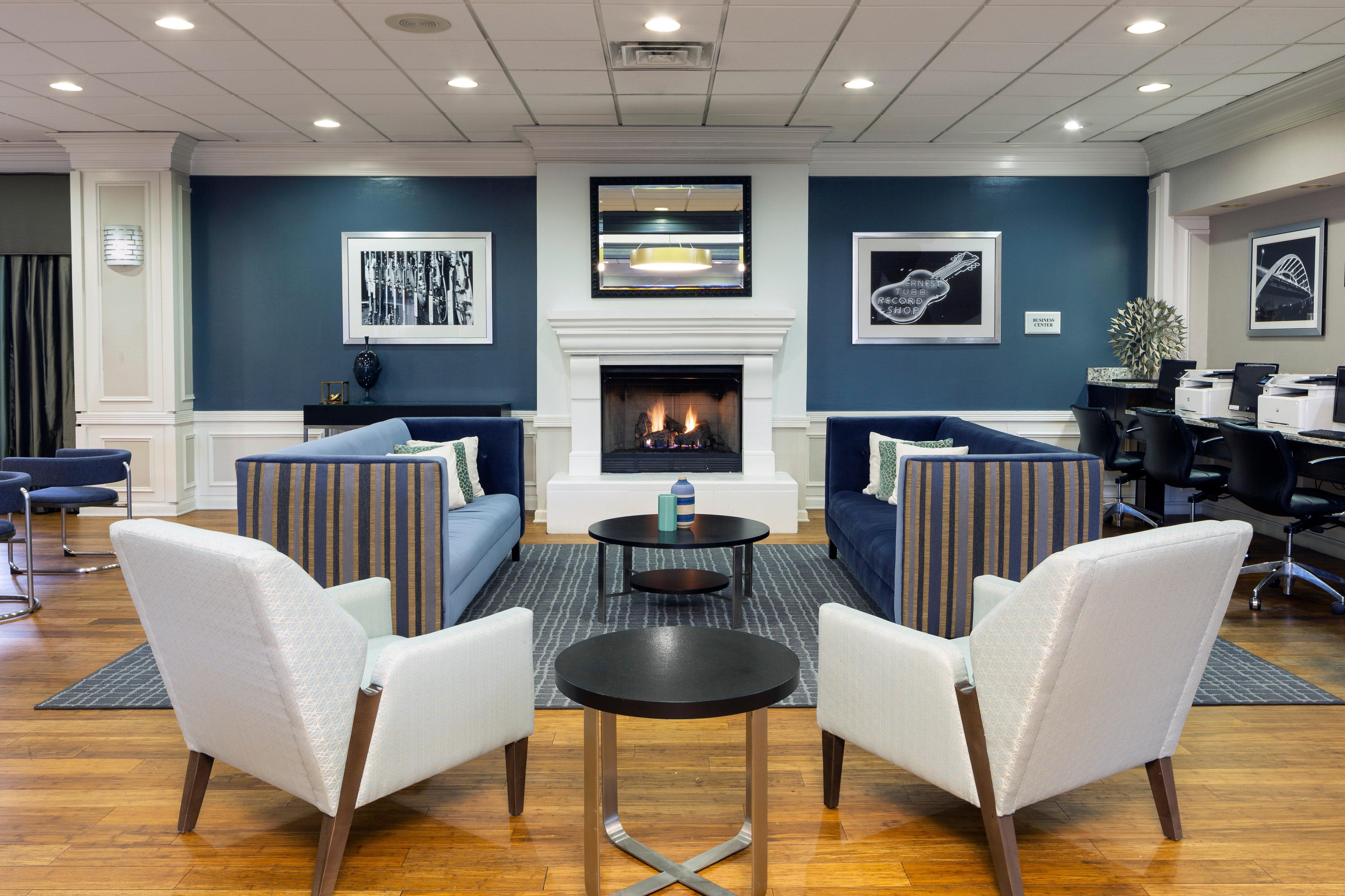 Holiday Inn Express Nashville-Downtown - Broadway By Ihg Extérieur photo
