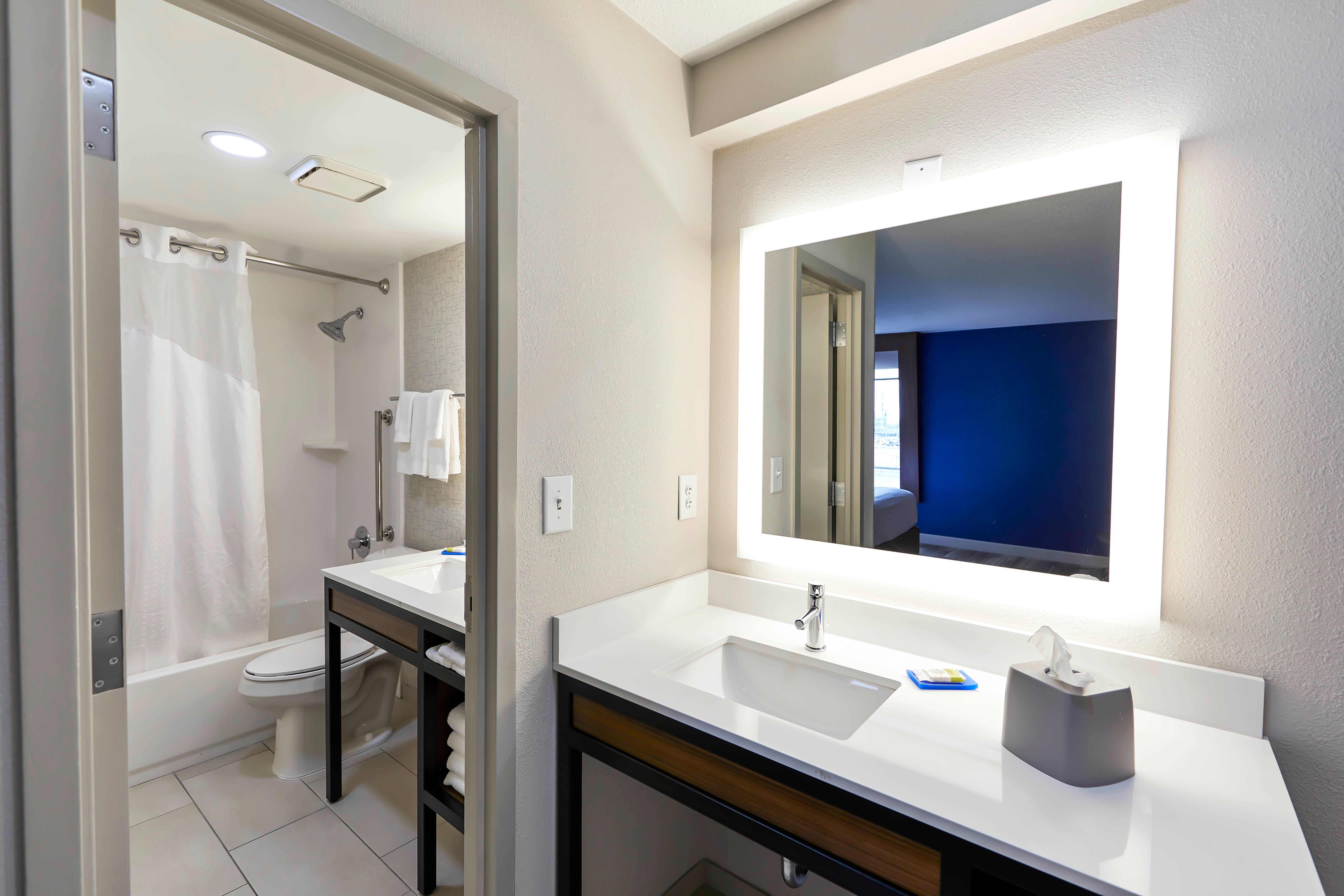 Holiday Inn Express Nashville-Downtown - Broadway By Ihg Extérieur photo