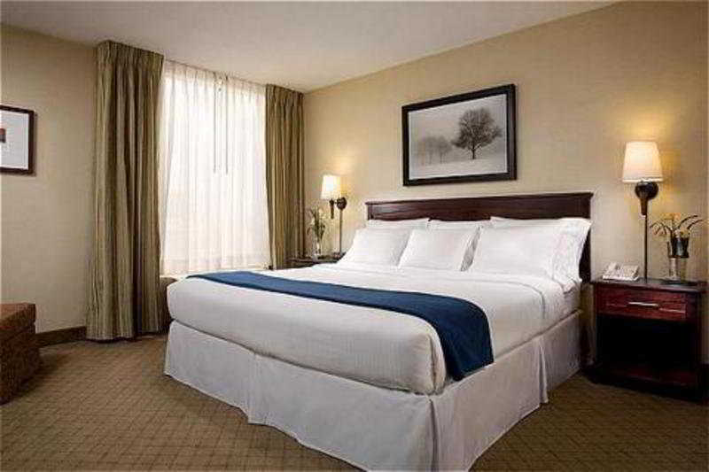 Holiday Inn Express Nashville-Downtown - Broadway By Ihg Extérieur photo