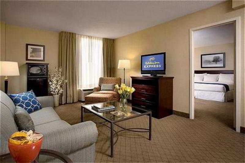 Holiday Inn Express Nashville-Downtown - Broadway By Ihg Extérieur photo